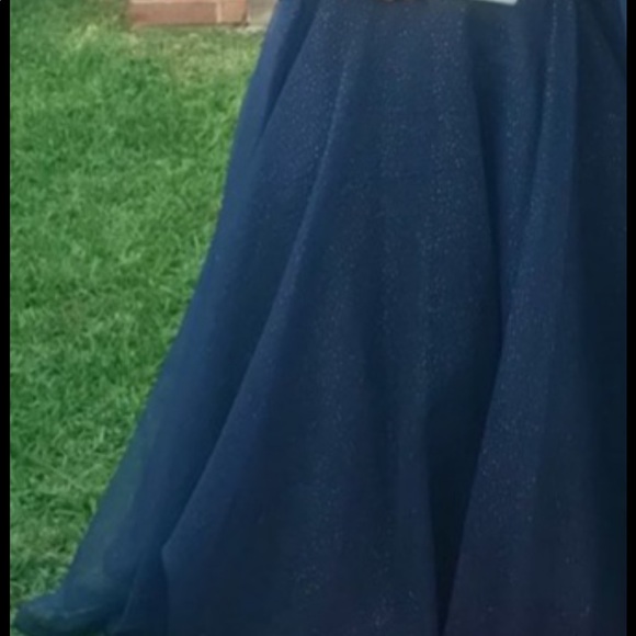 Prom - Picture 2 of 3